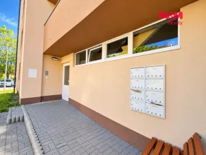 Prodej bytu 3+1, Lubenec, Pražská, 67 m2