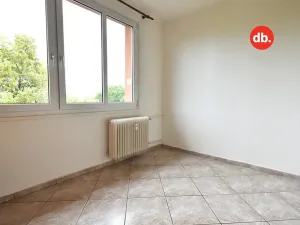 Pronájem bytu 2+1, Karlovy Vary, Lidická, 64 m2