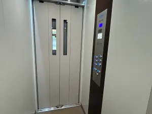 Pronájem bytu 2+1, Karlovy Vary, Lidická, 64 m2