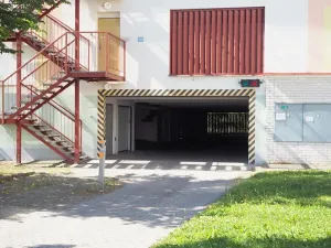 Pronájem garáže, Strakonice, Obránců míru, 20 m2