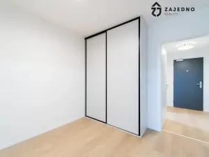 Pronájem bytu 1+kk, Brno, třída Generála Píky, 35 m2