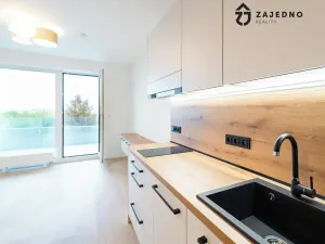 Pronájem bytu 1+kk, Brno, třída Generála Píky, 35 m2