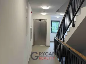 Pronájem bytu 2+kk, Praha - Dolní Chabry, Za Pískovnou, 57 m2
