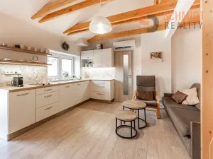 Prodej bytu 1+kk, Mikulov, Koněvova, 16 m2