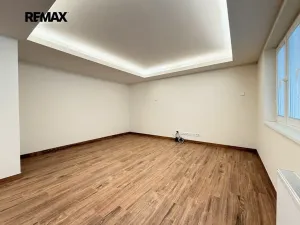 Pronájem rodinného domu, Praha - Nebušice, Na Malé Šárce, 302 m2
