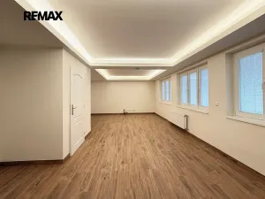 Pronájem rodinného domu, Praha - Nebušice, Na Malé Šárce, 302 m2