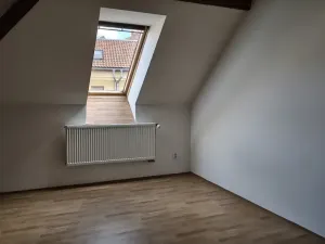 Pronájem bytu 2+kk, Odolena Voda, Postřižínská, 60 m2
