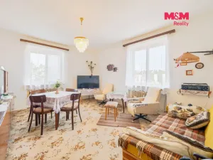 Prodej bytu 3+1, Praha - Dejvice, Zemědělská, 81 m2