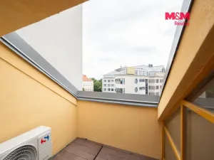 Pronájem bytu 3+kk, Praha - Libeň, Chlumčanského, 104 m2