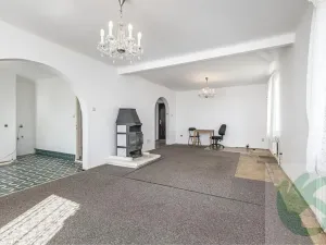 Prodej rodinného domu, Liberec, Charbinská, 240 m2