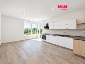 Pronájem bytu 2+kk, Hradec Králové - Kukleny, Pražská třída, 55 m2