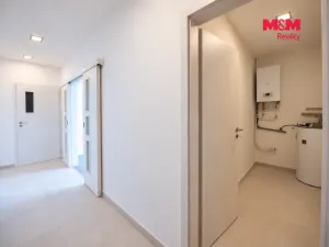 Pronájem bytu 2+kk, Hradec Králové - Kukleny, Pražská třída, 55 m2