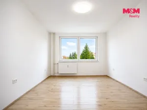 Pronájem bytu 1+kk, Jindřichův Hradec - Jindřichův Hradec V, Kosmonautů, 31 m2