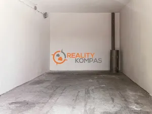 Prodej garáže, Hodonín, Plucárna, 18 m2