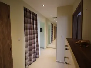 Prodej bytu 3+1, Praha - Troja, Na Šutce, 73 m2