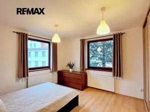 Pronájem bytu 2+kk, Praha - Vysočany, U Kloubových domů, 69 m2