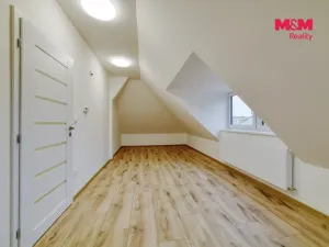 Prodej rodinného domu, Luby, Revoluční, 218 m2
