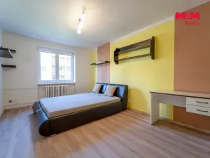 Pronájem bytu 3+kk, Plzeň - Skvrňany, Waltrova, 74 m2
