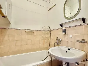 Prodej bytu 2+1, Praha - Záběhlice, Sasanková, 53 m2