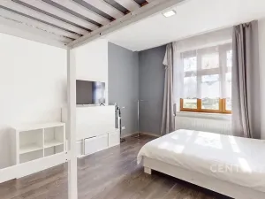 Pronájem bytu 2+kk, Ostrava, Bratrská, 52 m2