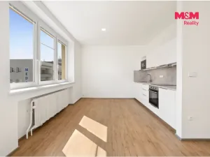 Prodej bytu 3+kk, Hradec Králové, Resslova, 92 m2