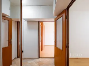 Pronájem bytu 3+kk, Praha - Petrovice, Rezlerova, 63 m2