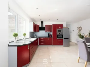 Prodej rodinného domu, Malešovice, 238 m2
