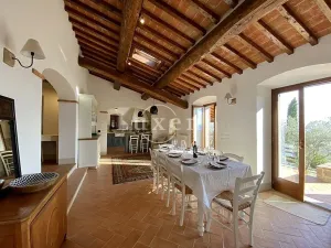 Prodej vily, Cortona, Itálie, 250 m2