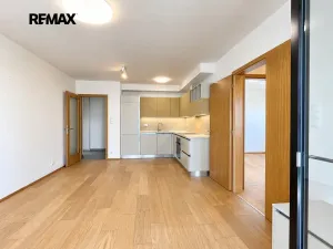 Pronájem bytu 3+kk, Praha - Dolní Chabry, U Traktorky, 77 m2