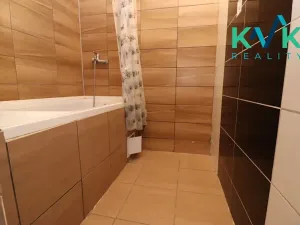 Prodej bytu 3+1, Horní Slavkov, Školní, 62 m2