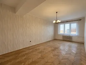 Prodej bytu 2+1, Ostrava, Maďarská, 58 m2