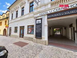 Pronájem obchodního prostoru, Kostelec nad Černými lesy, náměstí Smiřických, 74 m2
