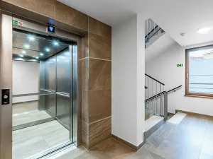 Pronájem bytu 1+kk, Praha - Vysočany, Bassova, 34 m2