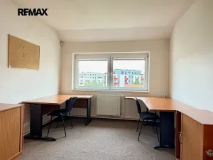 Pronájem kanceláře, Praha - Strašnice, Průběžná, 125 m2
