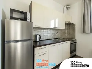 Pronájem bytu 1+kk, Praha - Lipence, Oddechová, 35 m2