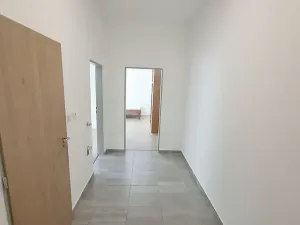 Pronájem bytu 2+kk, Jihlava, Hálkova, 46 m2