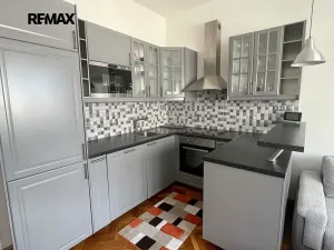 Pronájem bytu 2+kk, Praha - Nusle, Na Veselí, 51 m2
