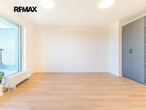 Pronájem bytu 2+kk, Praha - Hlubočepy, Divíškové, 50 m2