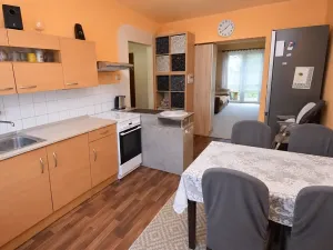 Prodej bytu 2+1, Chvaletice, Dukelská, 54 m2