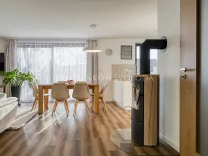 Prodej rodinného domu, Kamenice nad Lipou, Dobšova, 215 m2