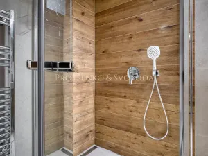 Prodej rodinného domu, Kamenice nad Lipou, Dobšova, 215 m2