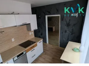 Pronájem bytu 2+1, Karlovy Vary, Školní, 63 m2