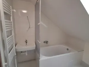 Pronájem bytu 2+kk, Praha - Vysočany, Novovysočanská, 33 m2