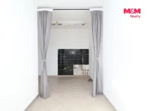 Pronájem obchodního prostoru, Chlumec nad Cidlinou - Chlumec nad Cidlinou IV, Kozelkova, 24 m2