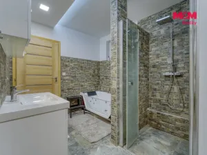 Prodej rodinného domu, Zápy, 181 m2