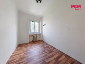 Prodej bytu 3+1, Karlovy Vary, Jiráskova, 74 m2