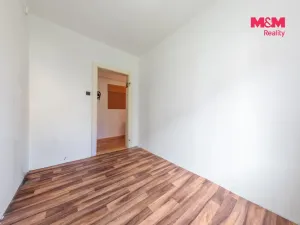 Prodej bytu 3+1, Karlovy Vary, Jiráskova, 74 m2