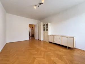 Pronájem bytu 2+1, Praha - Kobylisy, Březiněveská, 80 m2