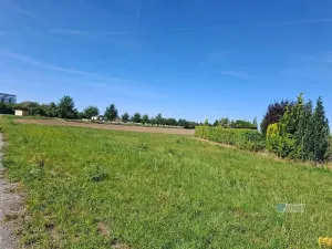 Prodej pozemku pro bydlení, Sluštice, 1015 m2