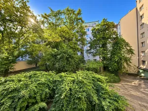 Pronájem bytu 1+kk, Praha - Vršovice, K louži, 35 m2